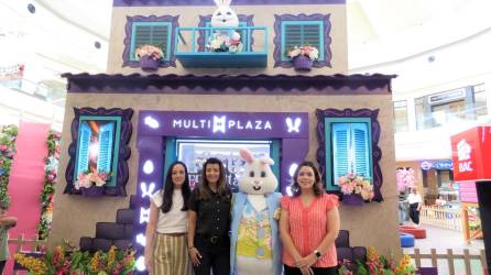 Claudette Kattán, Jefe de Mercadeo Multiplaza, Patricia Wilson de Jugo Quanty y Valeria Ríos, Vicepresidente de estrategia comercial de BAC Honduras.