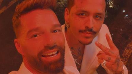 Ricky Martin a través de la red social Instagram el cantante público “en Miami preparando algo que estoy seguro les emocionará. ¡seguimos!”, etiquetando al cantante Christian Nodal.