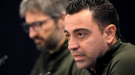 Xavi cuenta con varios futbolistas lesionados en el FC Barcelona.