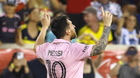 Lionel Messi debutó en la MLS marcando un golazo para el triunfo del Inter Miami sobre el New York Red Bulls.
