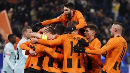 Shakhtar superó al Antwerp por la quinta jornada de la fase de grupos de la Champions League y llegó a nueve puntos en el grupo H que comparte con el Barcelona y Porto.