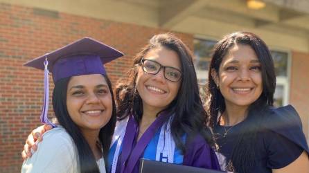 Ana, Cesia y Meredith Corrales son tres talentosas sampedranas apasionadas por la música que desde hace seis años están representando dignamente a Honduras y dejando huella en reconocidas universidades de Estados Unidos.