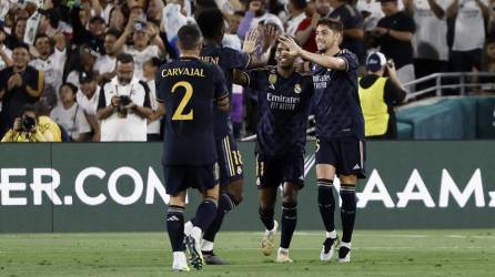 Real Madrid fiel a su estilo logra remontada ante el Milan en EUA