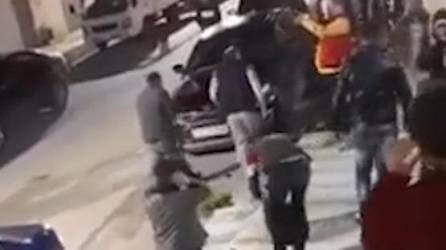 Video: Hombre hace disparos al aire y le cae bala a su tío