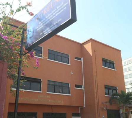 Interventora tendrá un año para sanear el Inpreunah