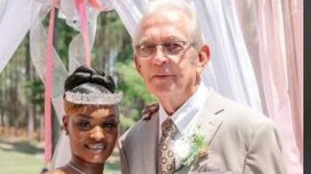 Joven de 24 años se casa con un anciano de 85