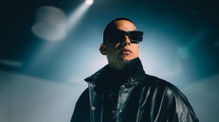 Daddy Yankee ofreció ayer jueves en su tierra, Puerto Rico, el primero de cinco presentaciones con los que culminará su carrera de más de 30 años.