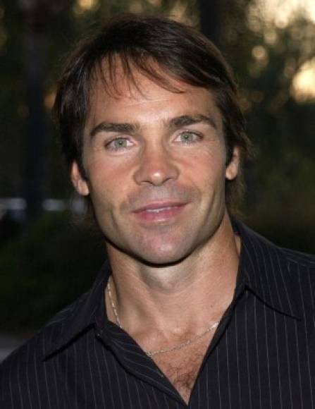 Pickett interpretó al detective David Harper en Hospital General, de 2006 a 2008. También actuó como estrella invitada en programas como Desperate Housewives, Dexter y NCIS: Los Ángeles.