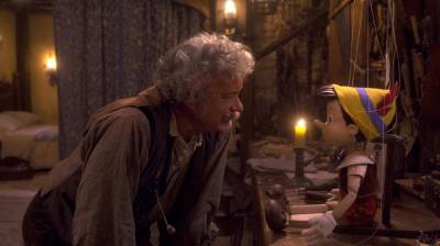 Tom Hanks como Geppetto.