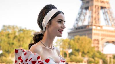 Lilly Collins en la serie “Emily in Paris”.
