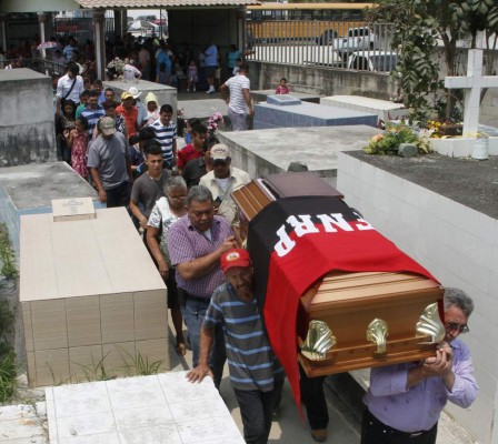 Último adiós al señor de las perras, Teofilito Trejo ahora alegra al cielo
