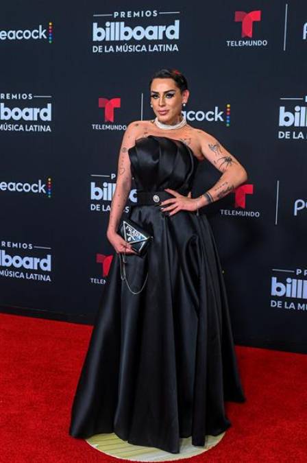 Así lucieron las estrellas en la alfombra roja de los premios Billboard de la Música Latina 2022