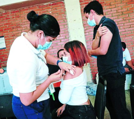 Bajan hospitalizaciones por covid-19 en salas de triaje