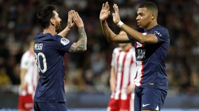Lionel Messi y Kylian Mbappé lideraron la victoria del PSG en el campo del Ajaccio por la Ligue 1.