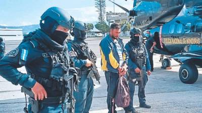 Luego de la captura, Erick Martínez fue trasladado a Tegucigalpa, al igual que la droga.
