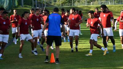 El Olimpia regresó de su gira por Estados Unidos y comenzó a preparar su debut en el Torneo Apertura 2022.