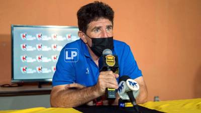 Héctor Vargas, entrenador del Real España, durante la conferencia de prensa tras ganar el clásico al Marathón.