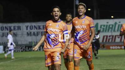 Un eufórico Juan Ramón Mejía gritando su gol que dio el triunfo a la UPN ante Honduras Progreso.