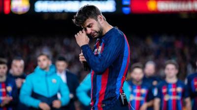Gerard Piqué no pudo contener el llanto durante el discurso que ofreció en su despedida del Spotify Camp Nou.