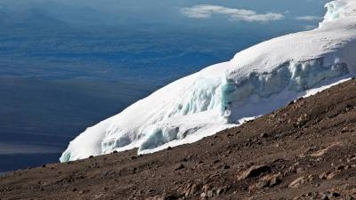 Uno de los glaciares del Kilimanjaro, en Tanazania.