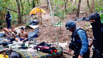 Acusados de tráfico de drogas, tenencia ilegal de armas y asociación para delinquir.