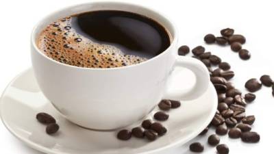 Dos y tres tazas de café al día podría evitar la disfunción eréctil