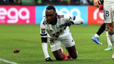 Alberth Elis celebrando su gol con el Girondins de Burdeos ante el Metz.