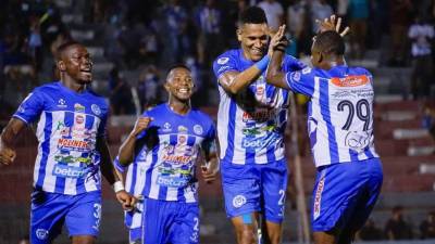 Yaudel Lahera celebrando su gol contra el Motagua.