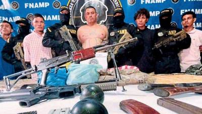 Los capturados con armas y drogas en una casa en Puerto Cortés fueron enviados a prisión