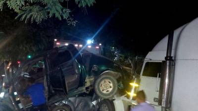 Esta mañana se reportó que una mujer perdió la vida como consecuencia del accidente.