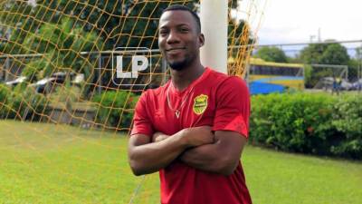 Darixon Vuelto con 15 años fue el jugador más joven en anotar en la Liga de Campeones de Concacaf en 2013.