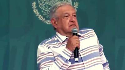 El presidente de México fue increpado por manifestantes.