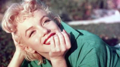 El 5 de agosto de 1962 se dio a conocer la trágica muerte de Marilyn Monroe, el hecho ocupó las planas de diarios internacionales. El mundo estaba conmocionado.