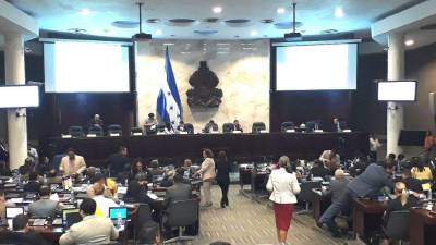 La agenda discurre entre la previa a la elección de la nueva junta directiva.