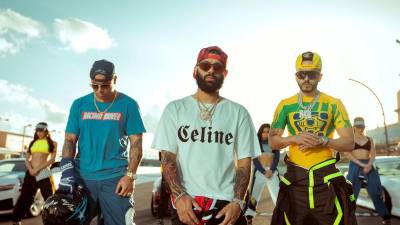 Alex Rose junto a Wisin y Yandel.