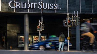 Un anciano que retiró un monto valorado en 21,000 dólares lo extravió y le fue devuelto gracias a la honestidad de una pareja.