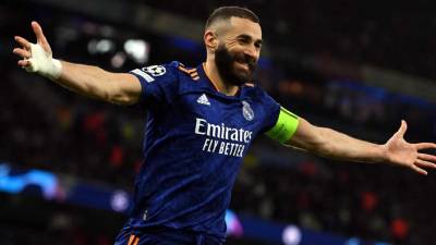 Karim Benzema celebrando su segundo gol del partido contra el Manchester City.