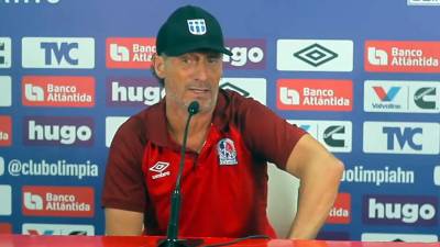Pedro Troglio compareció en conferencia de prensa tras el empate del Olimpia 1-1 contra el Real España.