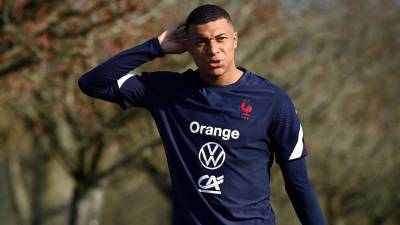 Kylian Mbappé decidió no aceptar la invitación para estar en el sorteo del Mundial de Qatar 2022.