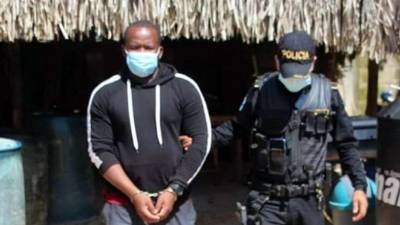 El exfutbolista hondureño Darwin Oliva fue capturado por a la Policía Nacional Civil de Guatemala.