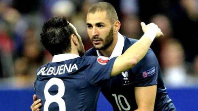 Benzema y Valbuena compartiendo en el seleccionado francés.