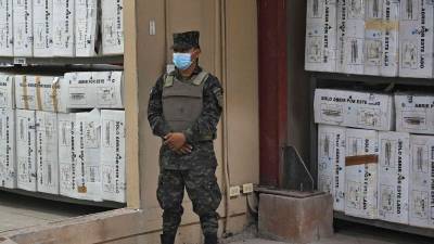 El Consejero suplente del Consejo Nacional Electoral (CNE), German Lobo, indicó que se revisarán más de 1,600 actas a nivel presidencial, 1,513 de la corporación municipal, 2,463 de diputados.