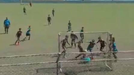 Video: Polémica en fútbol menor de Honduras por gol fantasma