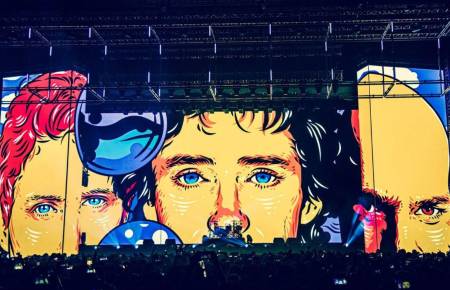 Imagen del escenario y show inmersivo de la gira Soda Estereo Ecos. El concierto en Honduras será el 4 de noviembre de 2026 en Tegucigalpa.