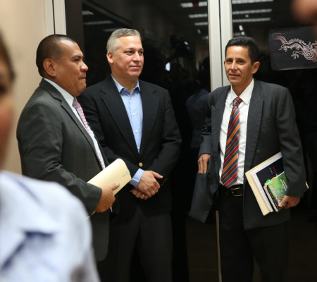 Otorgan medidas a extitular de Coalianza