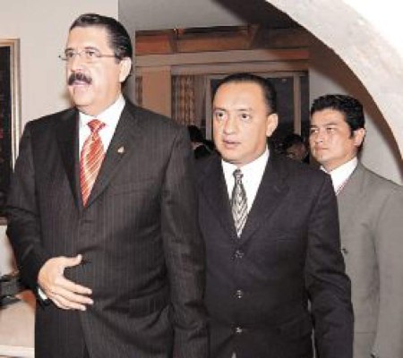 Crean cuatro ministerios