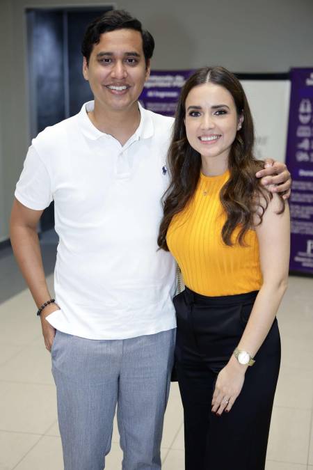 Daniel Ochoa y Gabriela Muñoz