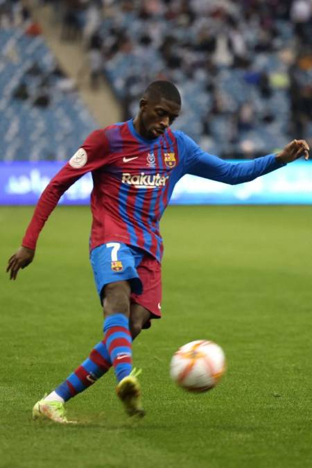 El FC Barcelona habría propuesto al Manchester United la posibilidad de intercambiar al extremo galo Ousmane Dembélé por el delantero Anthony MartiaL.