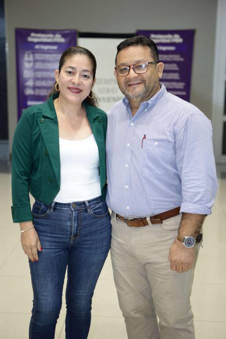 Rosa y Franklin Barrientos