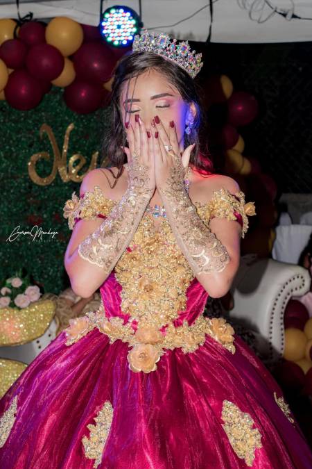 Así era Neidy, la hermosa quinceañera que falleció en Tocoa